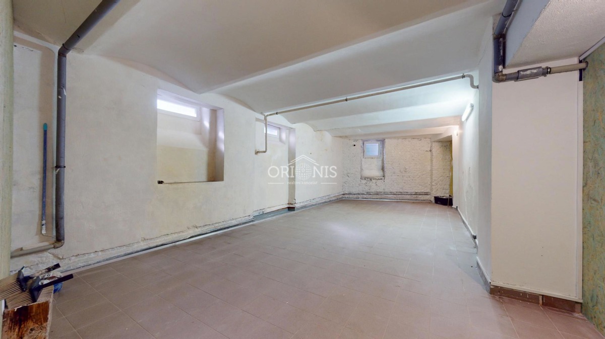 Фото 2 - Продажа коммерческой недвижимости
