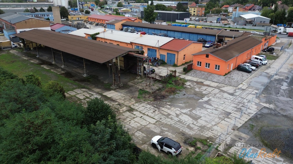 Photo 1 - Commercial property for rent · 200 m²
