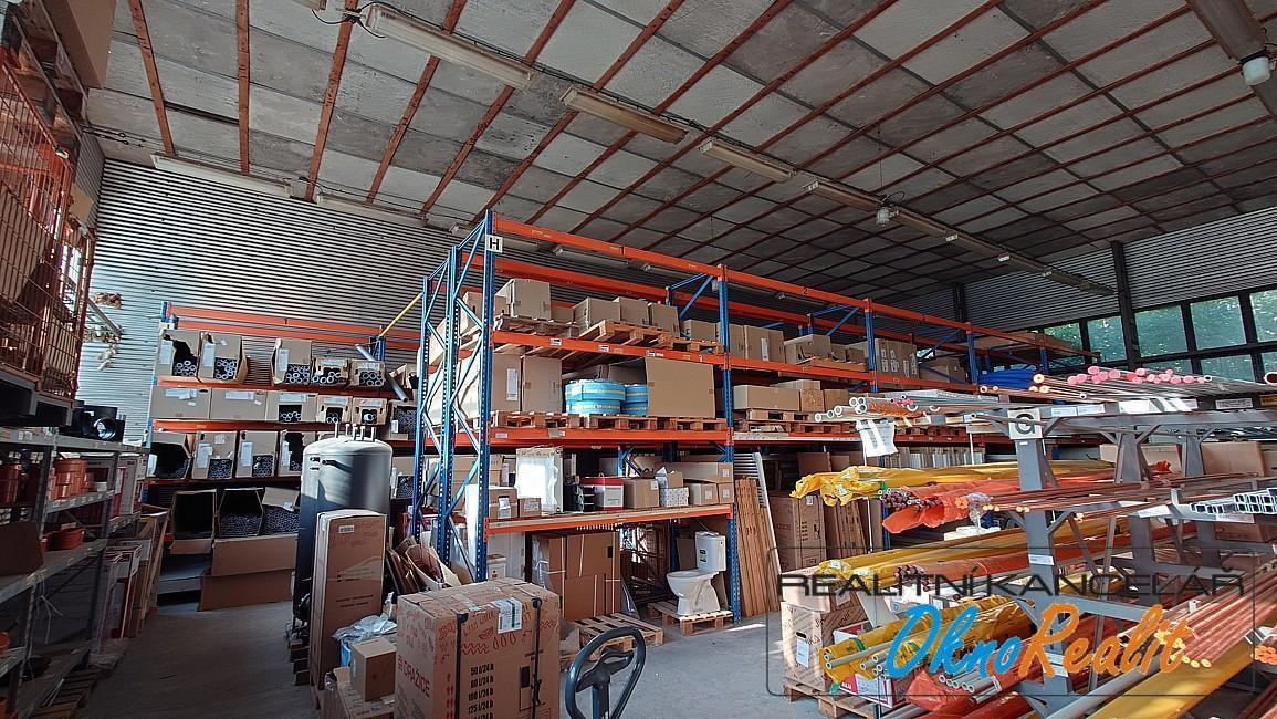 Photo 2 - Commercial property for rent · Warehouse · 631 m²