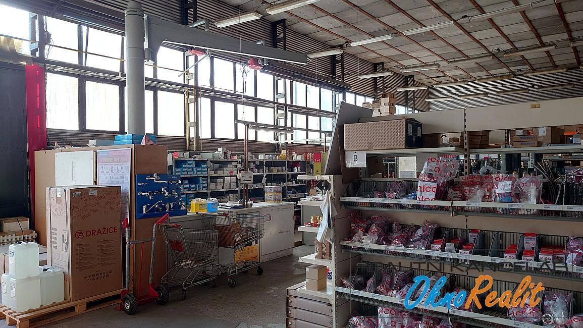 Photo 4 - Commercial property for rent · Warehouse · 631 m²