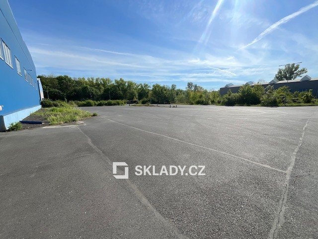 Photo 4 - Commercial property for rent · 2 400 m²