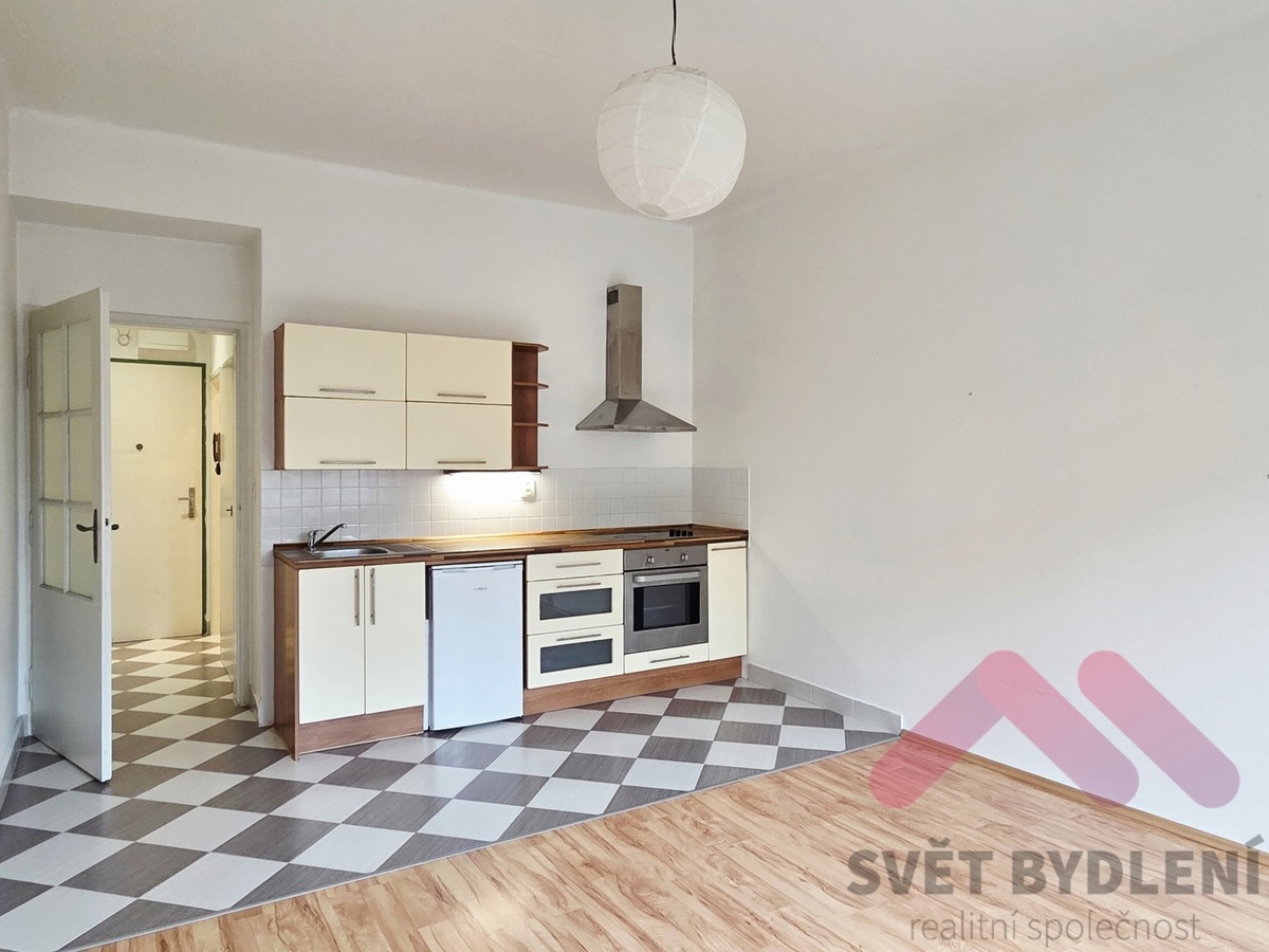 Photo 3 - Apartment for rent · 1+kk · 32 m²