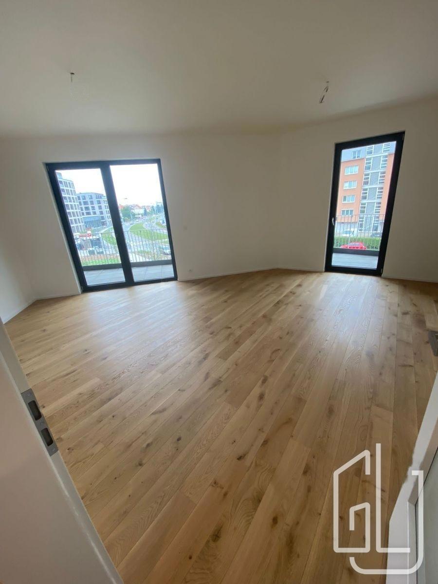 Photo 3 - Apartment for rent · 2+kk · 79 m²