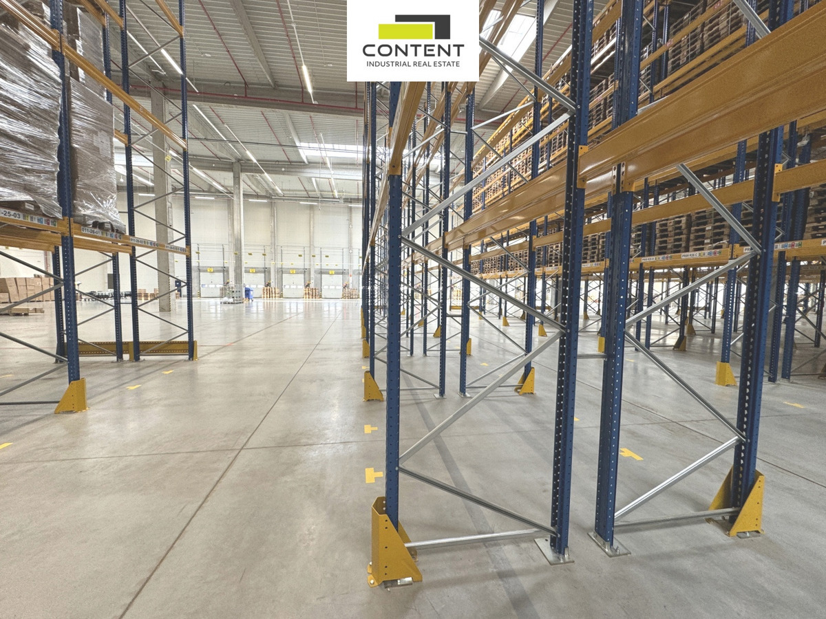 Photo 1 - Commercial property for rent · Manufacturing facility · 12 900 m²