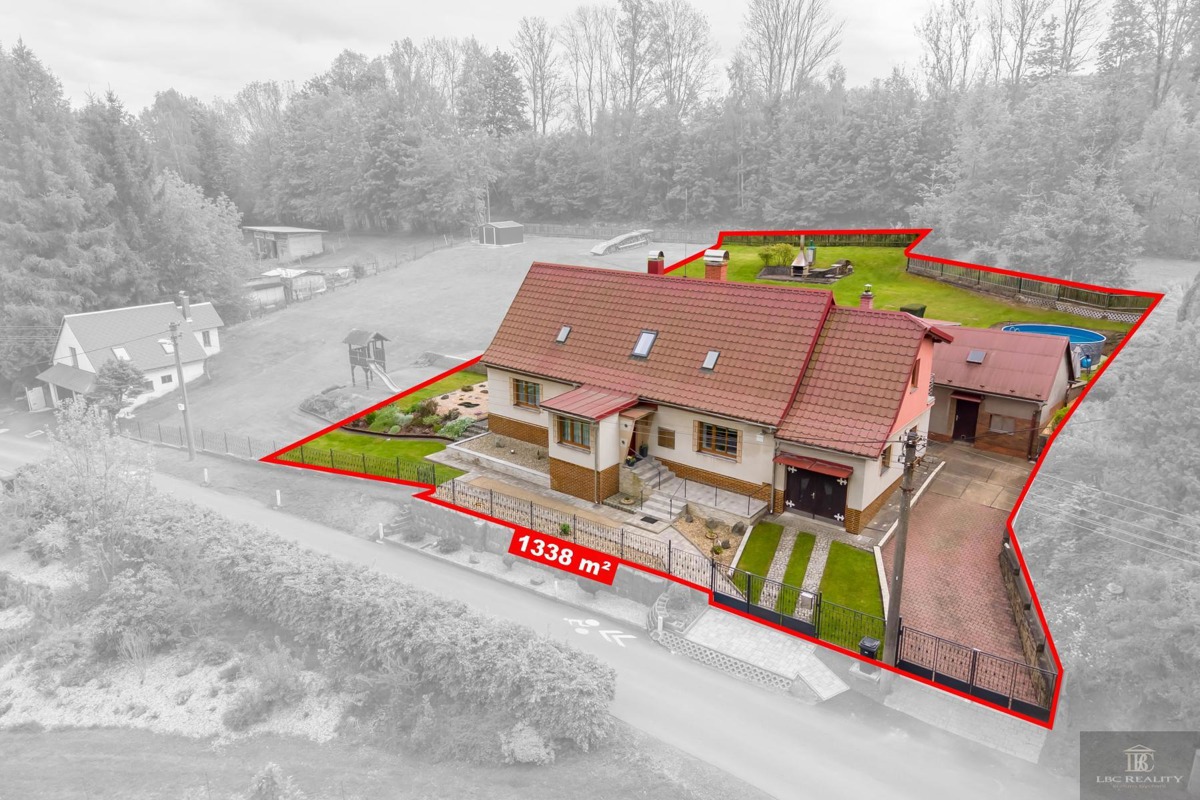 Fotografie 1 - Prodej domu · Rodinný · 237 m²