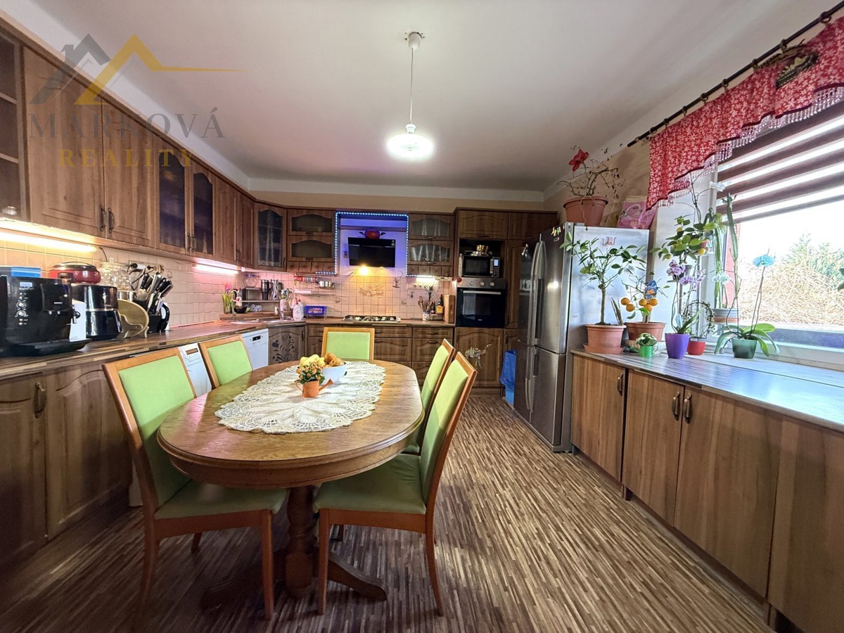 Photo 4 - House for sale · Family house · 234 m² · 5 rooms