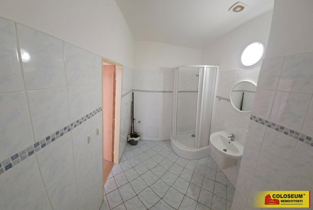 Photo 2 - Apartment for rent · 1+kk · 32 m²
