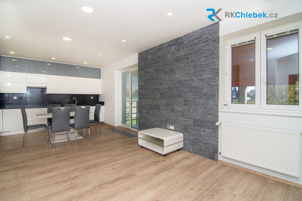 Photo 3 - House for sale · Family house · 163 m² · 5 rooms
