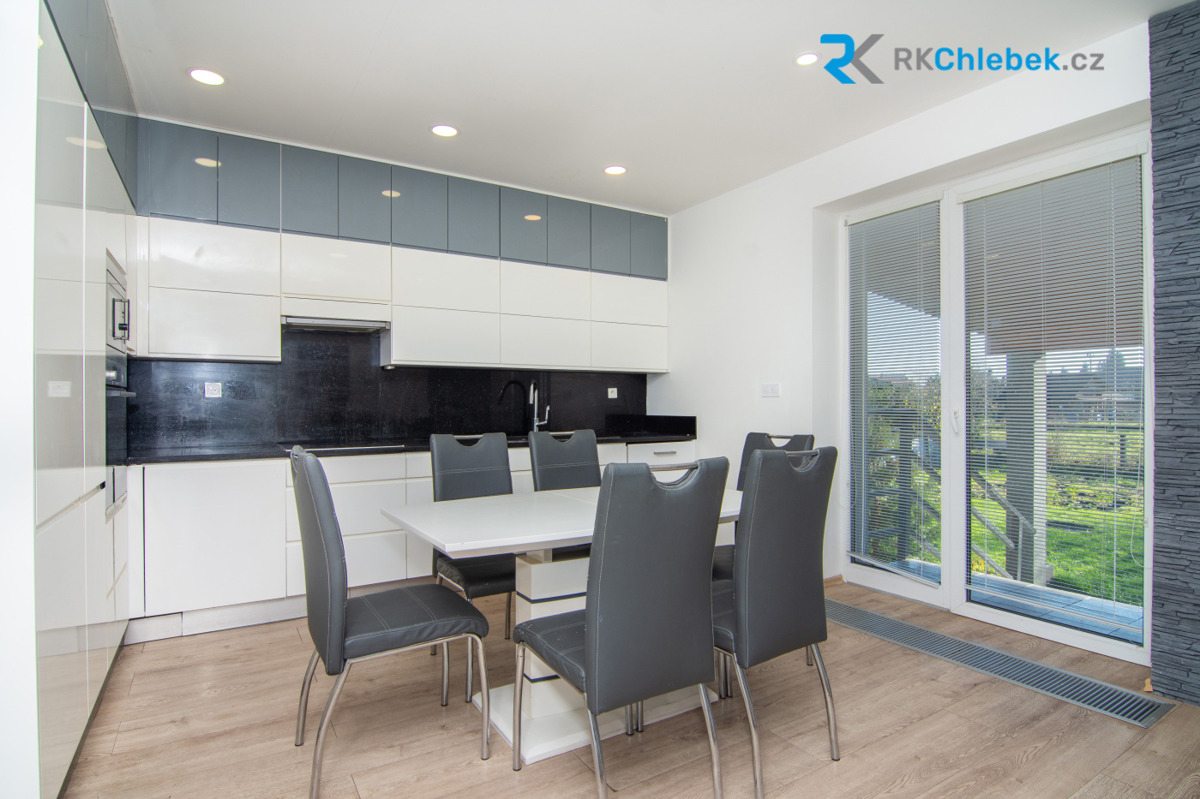 Photo 4 - House for sale · Family house · 163 m² · 5 rooms