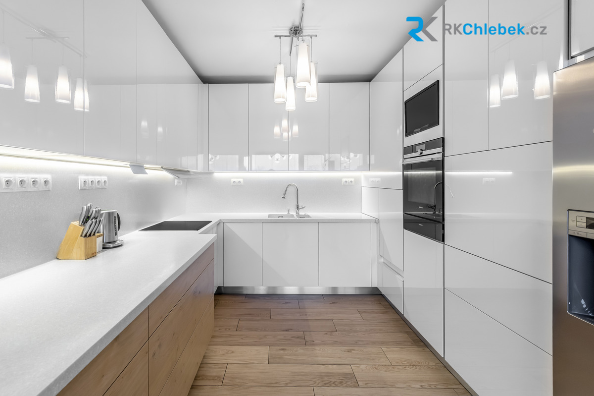 Fotografie 2 - Prodej bytu · 2+kk · 83 m²