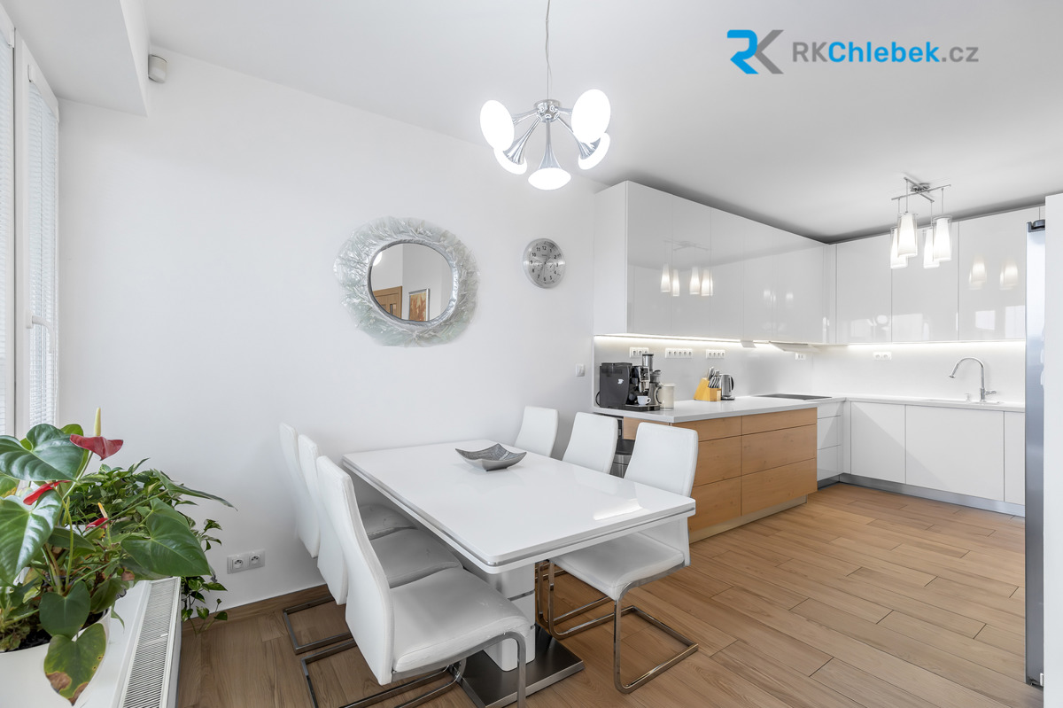 Fotografie 3 - Prodej bytu · 2+kk · 83 m²