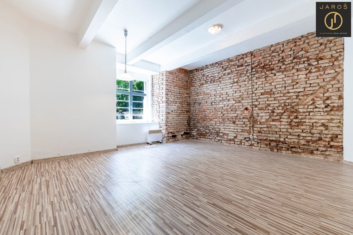 Fotografie 1 - Prodej komerční nemovitosti · 37 m²