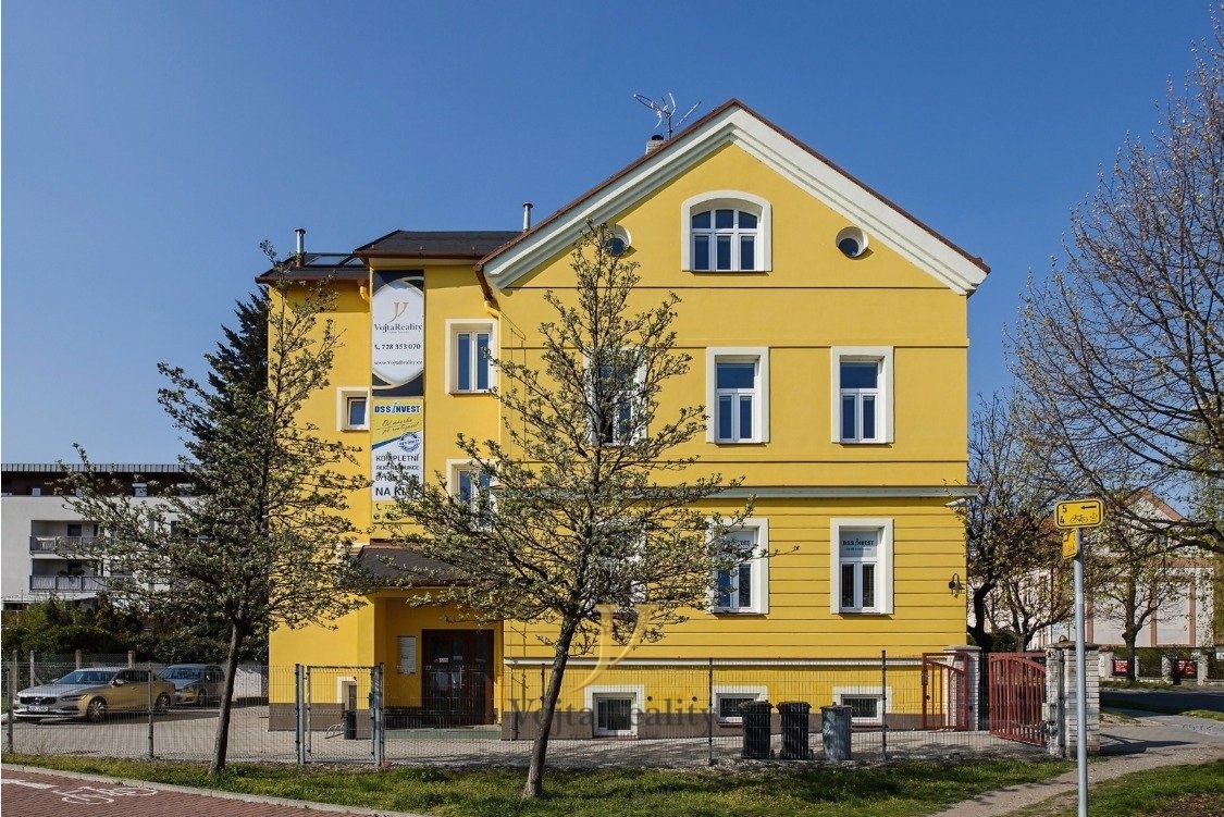 Photo 1 - Commercial property for rent · Office · 18 m²