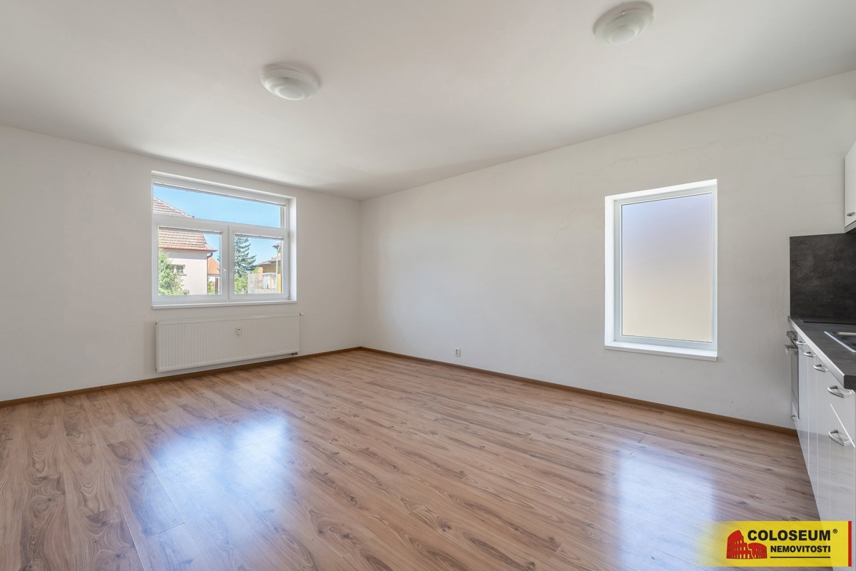 Photo 2 - Apartment for sale · 1+kk · 39 m²