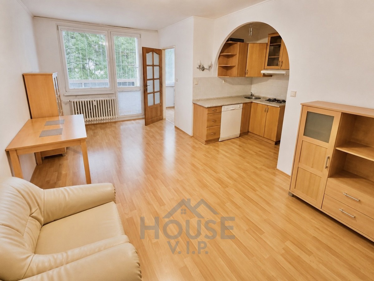 Фото 2 - Продаж квартири · 2+kk · 51 m²