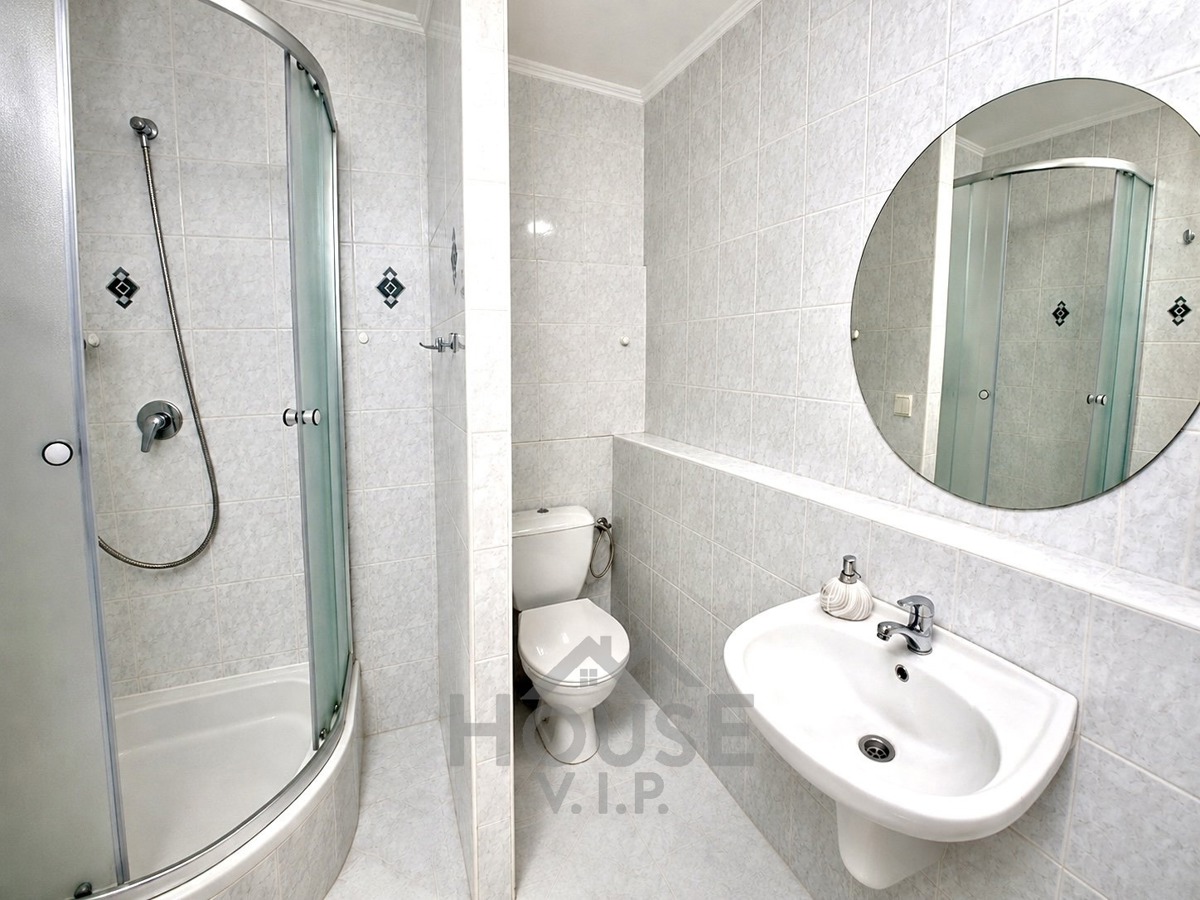Фото 3 - Продаж квартири · 2+kk · 51 m²
