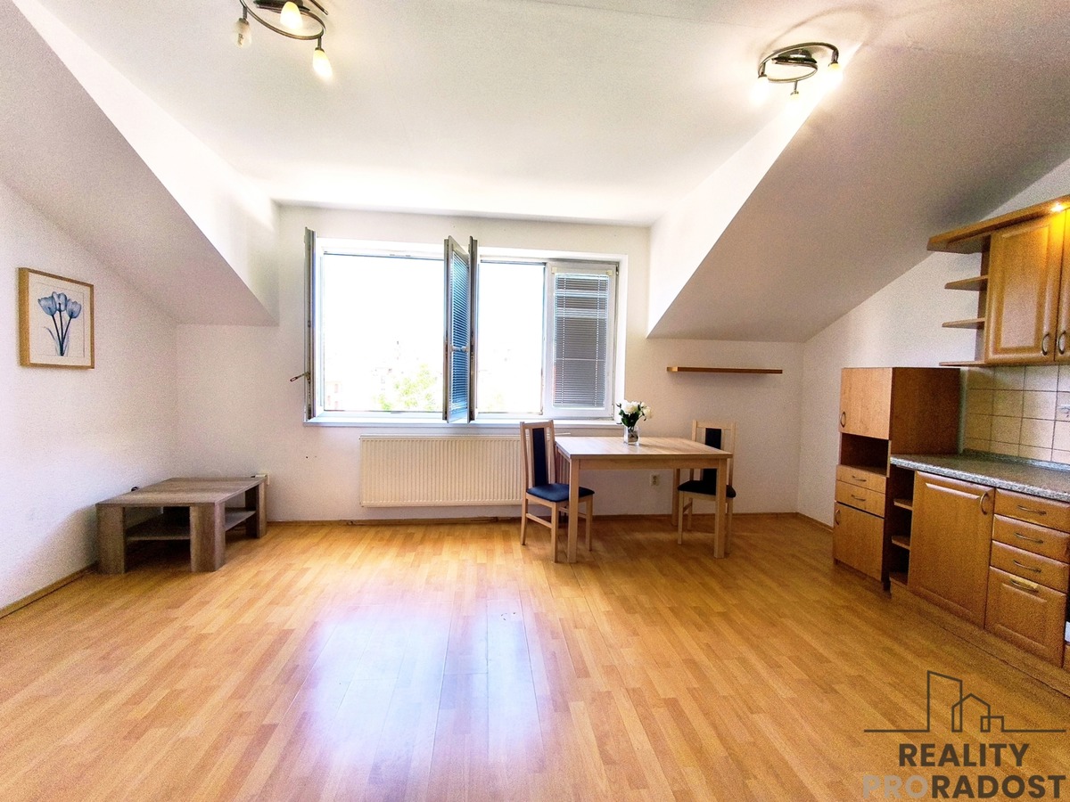 Photo 3 - Apartment for rent · 2+kk · 52 m²
