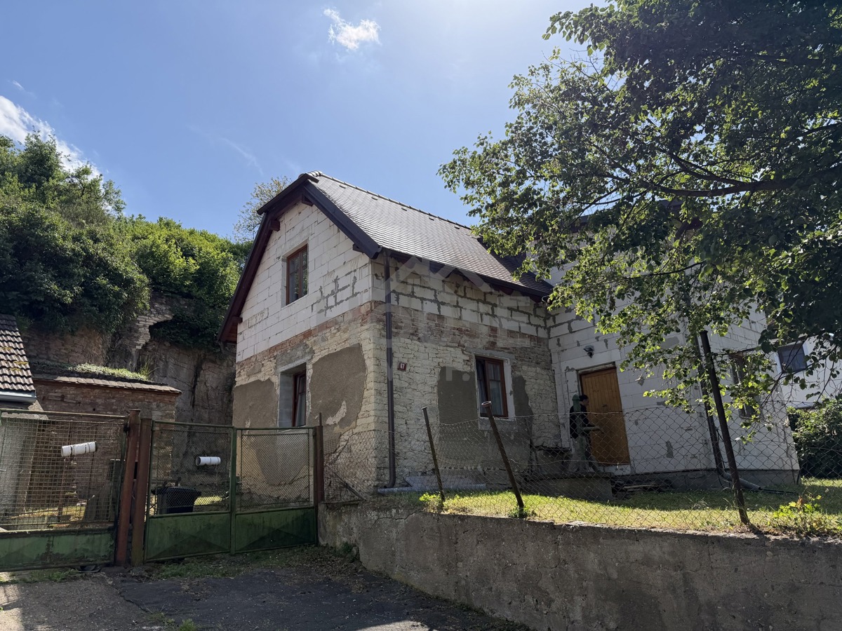 Фото 3 - Продаж будинку · Сімейний будинок · 137 m² · 5 кімнат
