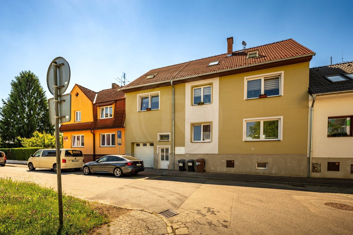 Photo 2 - House for sale · Family house · 333 m² · 5 rooms