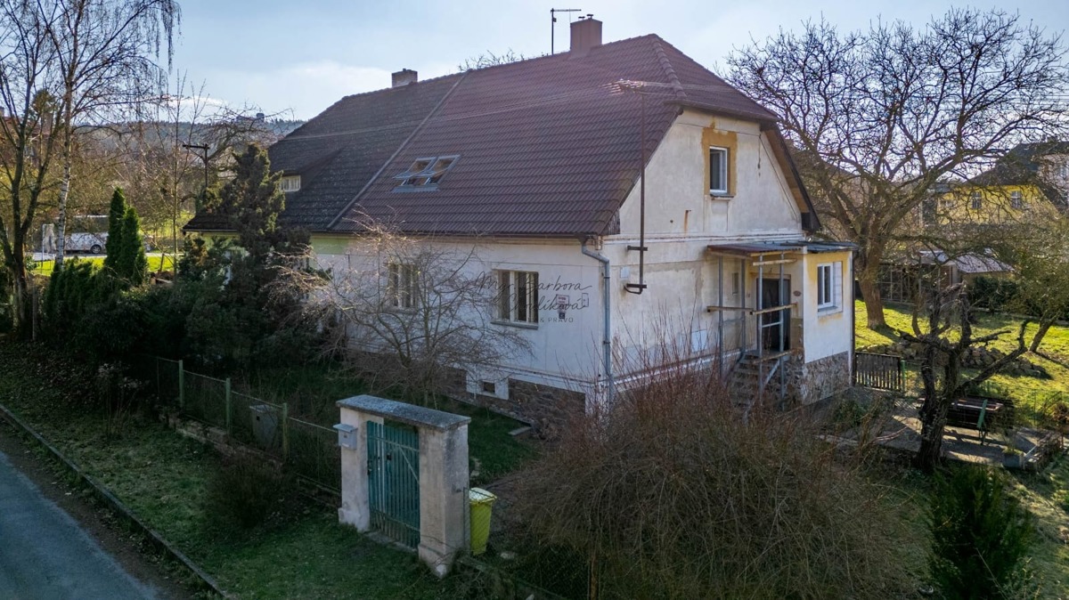 Фото 2 - Продажа дома · Семейный дом · 180 m² · 5 комнат