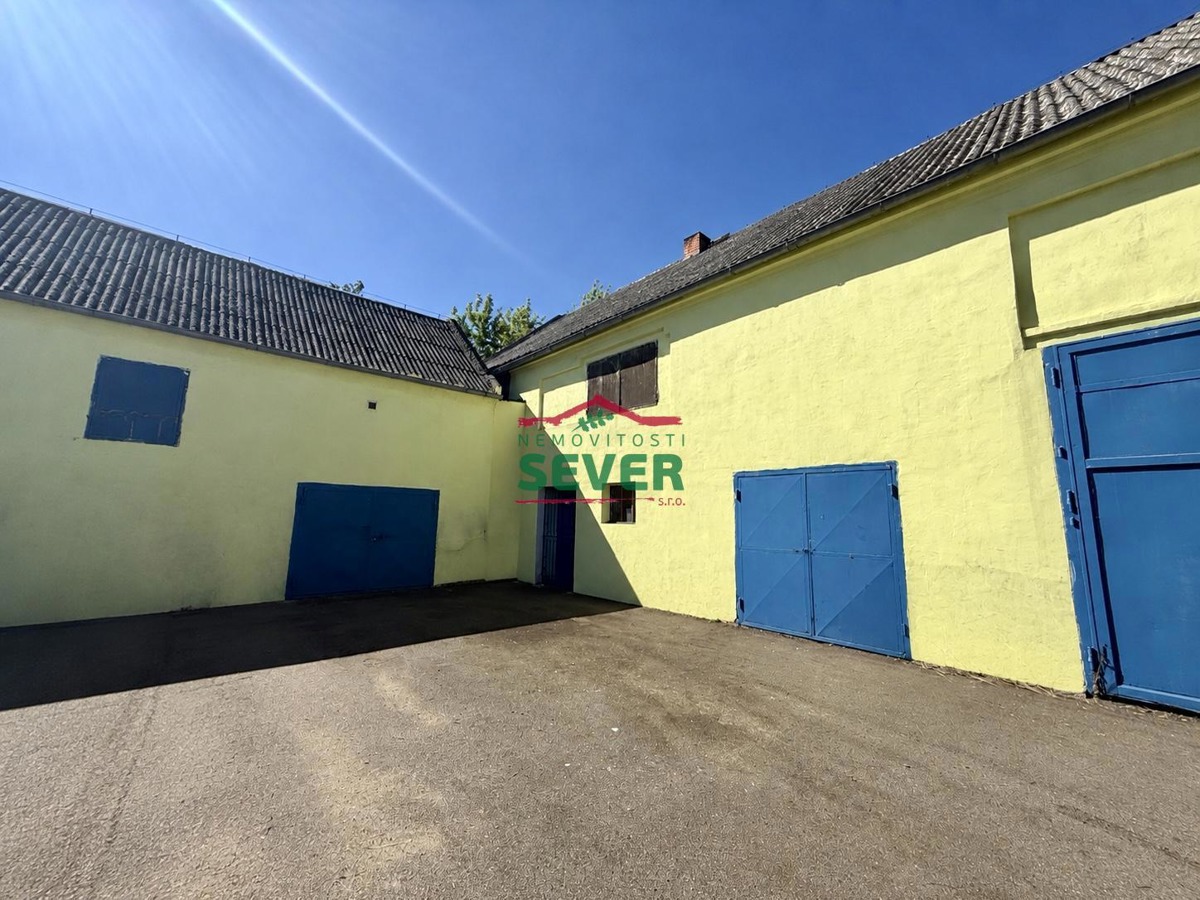 Photo 1 - Commercial property for rent