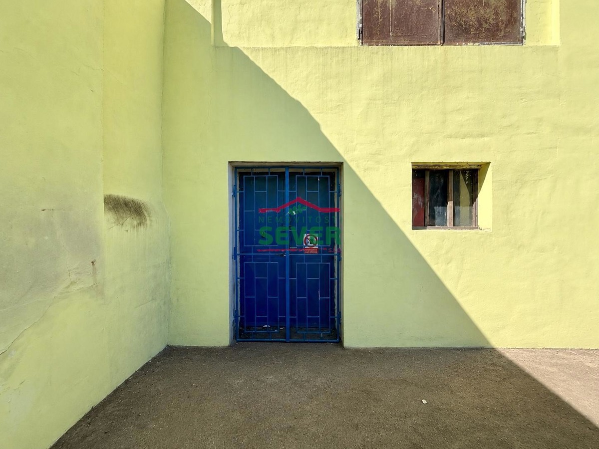 Photo 3 - Commercial property for rent