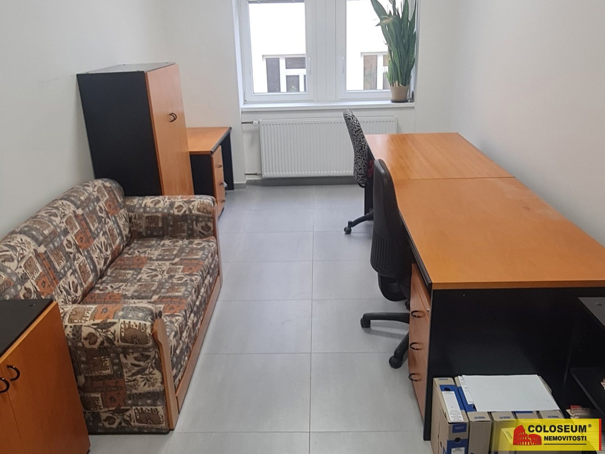 Photo 2 - Commercial property for rent · Office · 19 m²
