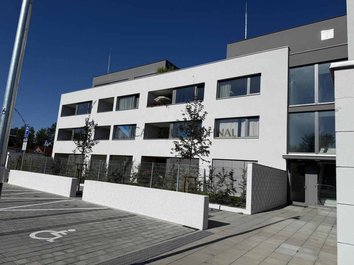 Фото 1 - Продаж квартири · 3+kk · 78 m²