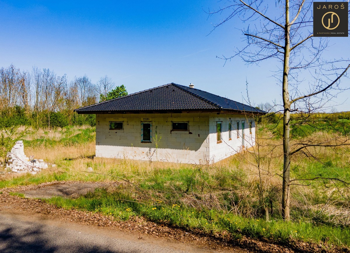 Фото 3 - Продаж будинку · Сімейний будинок · 100 m² · 4 кімнати