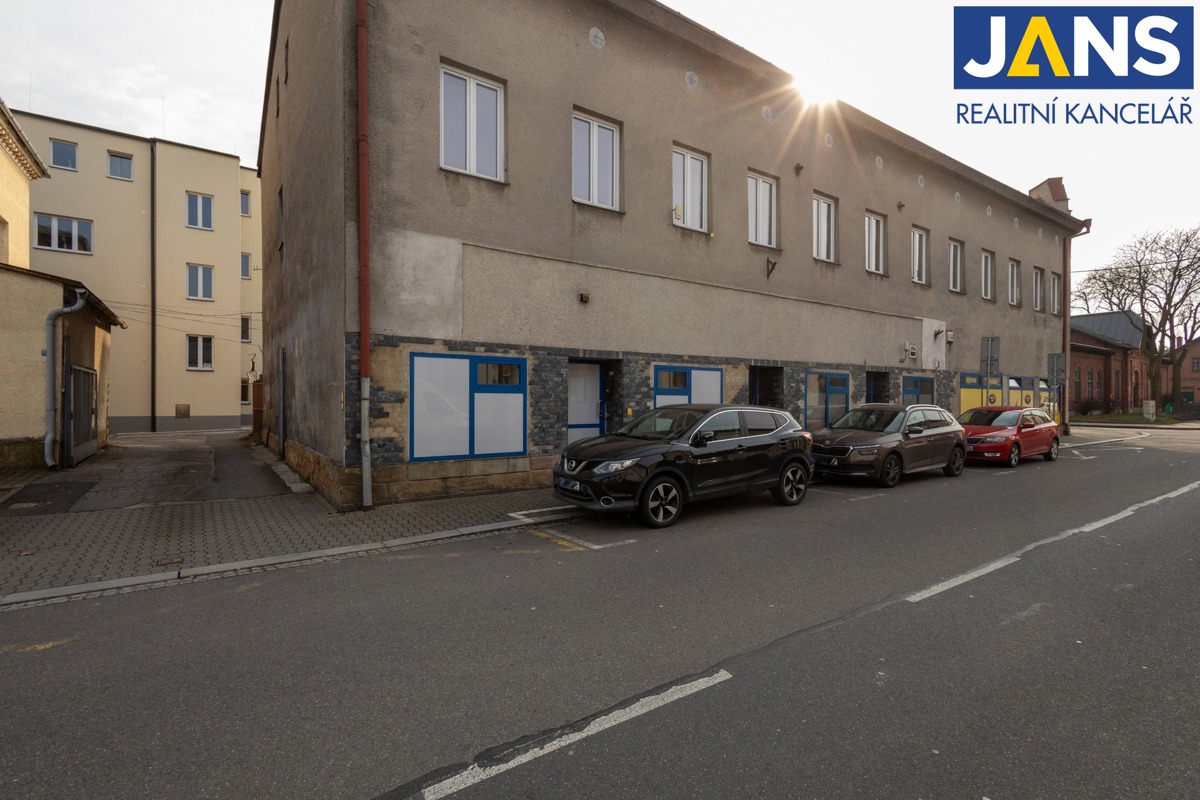 Фото 3 - Продаж комерційної нерухомості · 350 m²