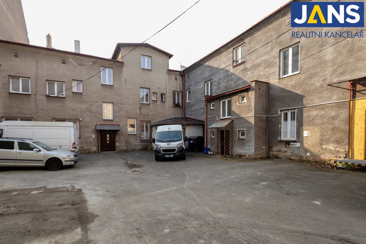Фото 4 - Продаж комерційної нерухомості · 350 m²