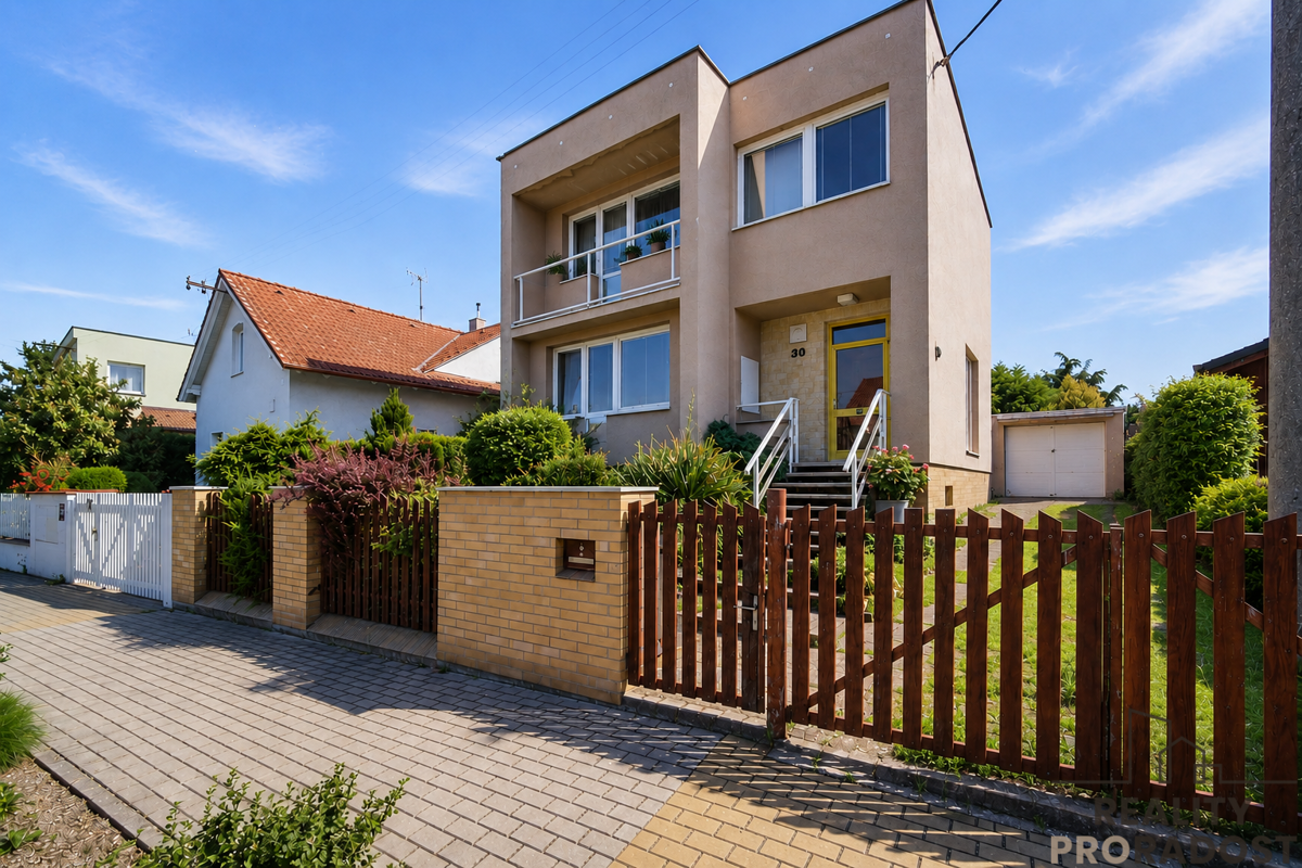 Fotografie 1 - Prodej domu · Rodinný · 160 m² · 5 pokojů