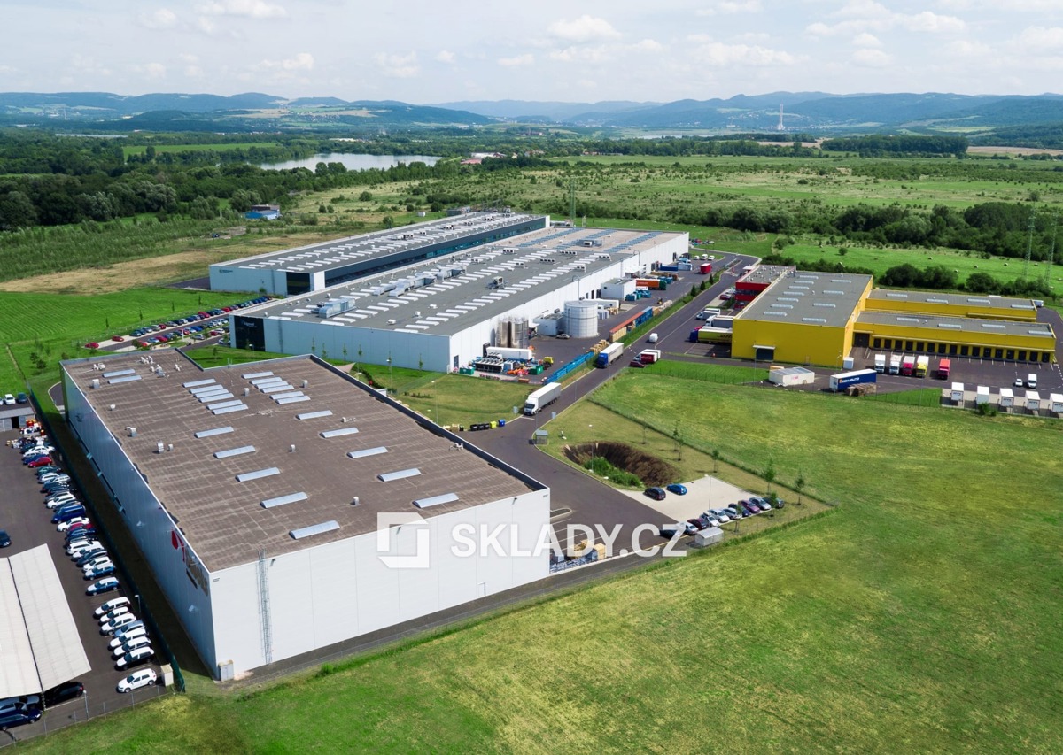 Photo 4 - Commercial property for rent · 15 900 m²