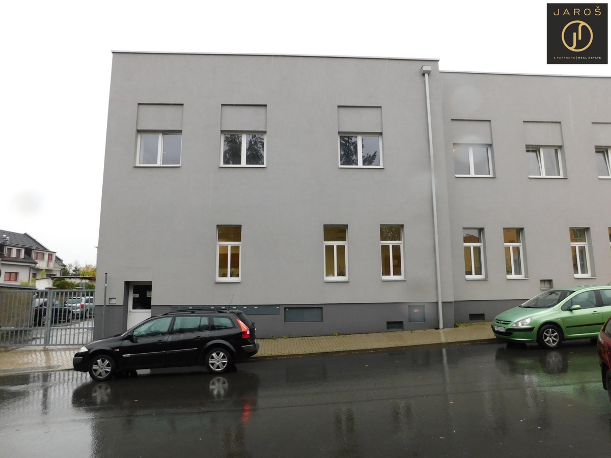 Photo 2 - Commercial property for rent · Office · 24 m²