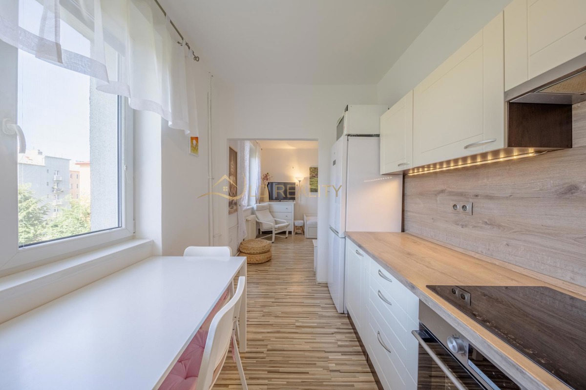 Фото 2 - Продаж квартири · 2+1