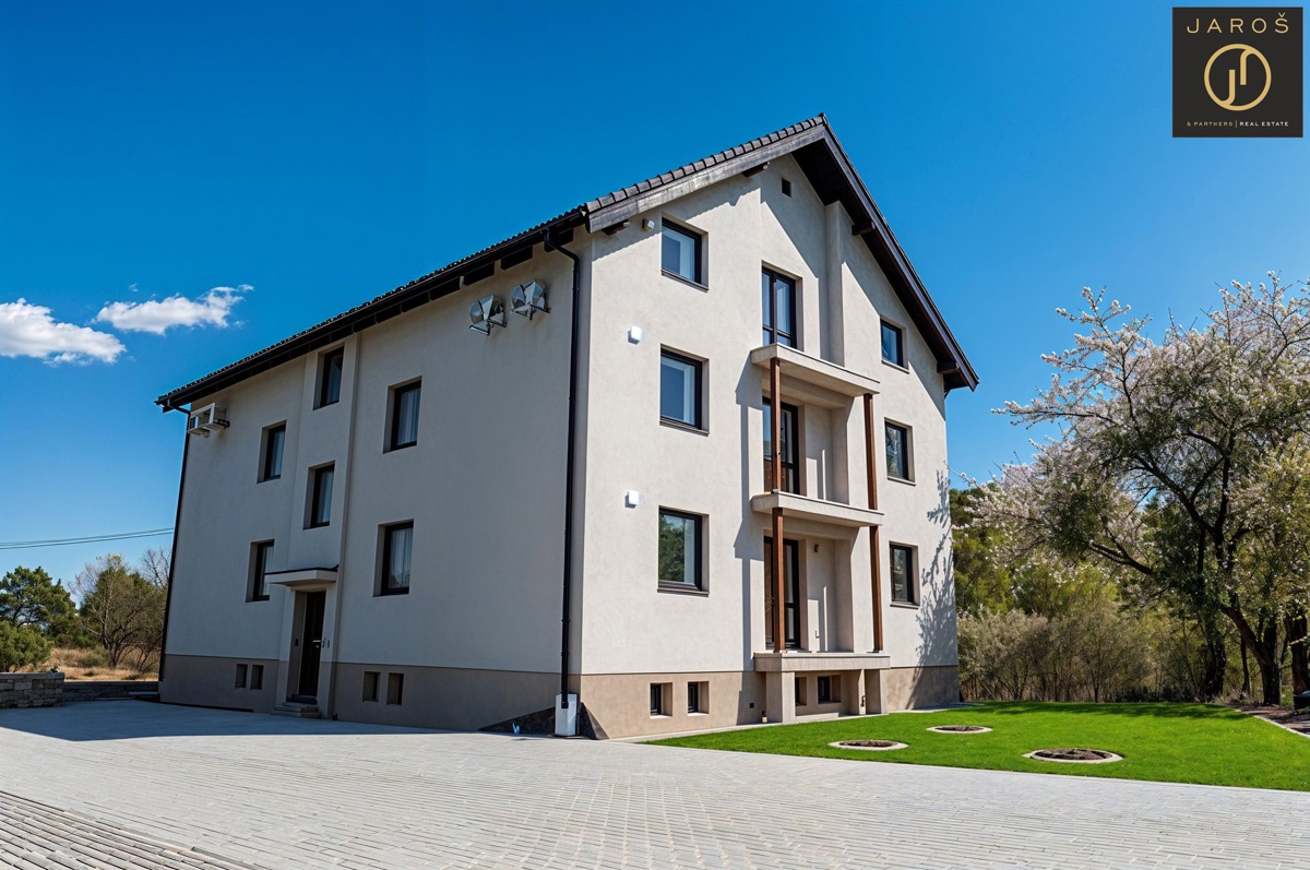 Фото 1 - Продаж квартири · 2+kk · 34 m²
