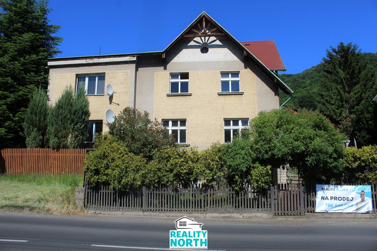 Fotografie 1 - Prodej domu · Rodinný · 218 m² · 5 pokojů