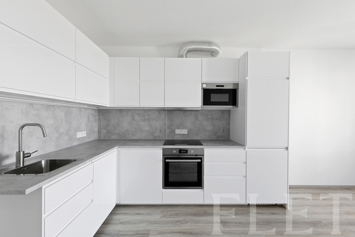 Фото 1 - Продаж квартири · 2+kk · 55 m²