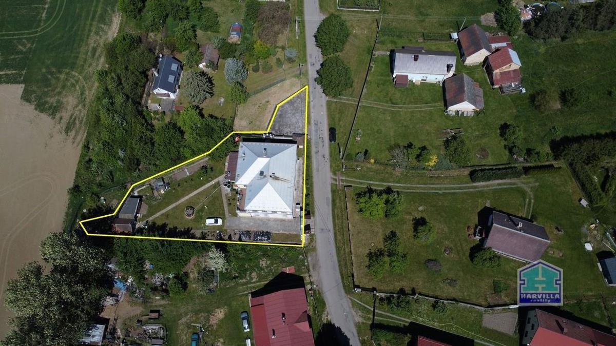 Фото 4 - Продажа дома · Семейный дом · 310 m² · 5 комнат