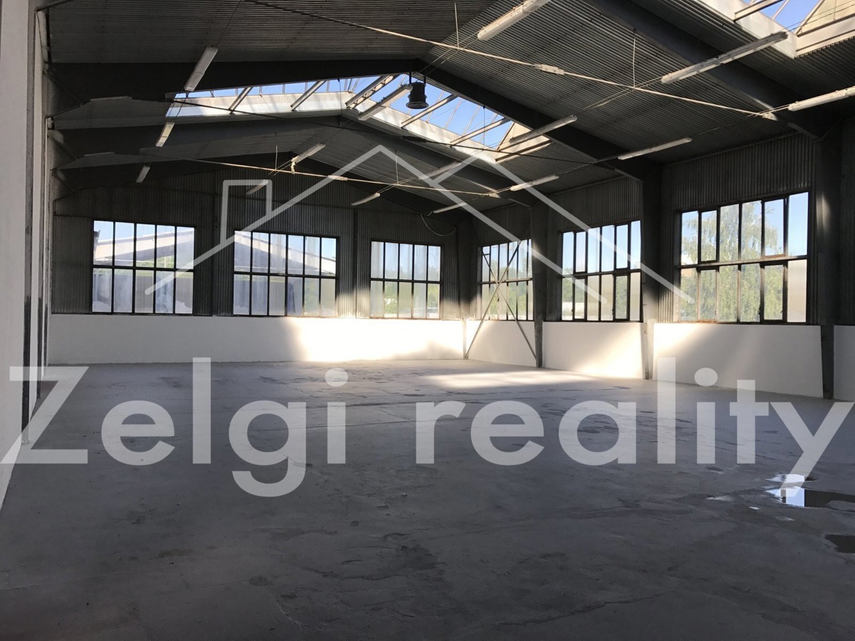 Hình ảnh 2 - Bất động sản thương mại cho thuê · 1 705 m²