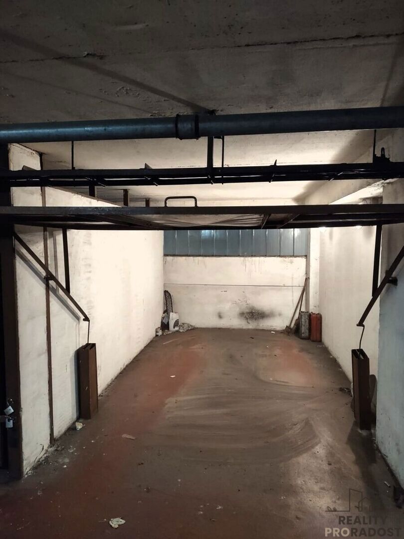Photo 3 - Garage for rent · 15 m²