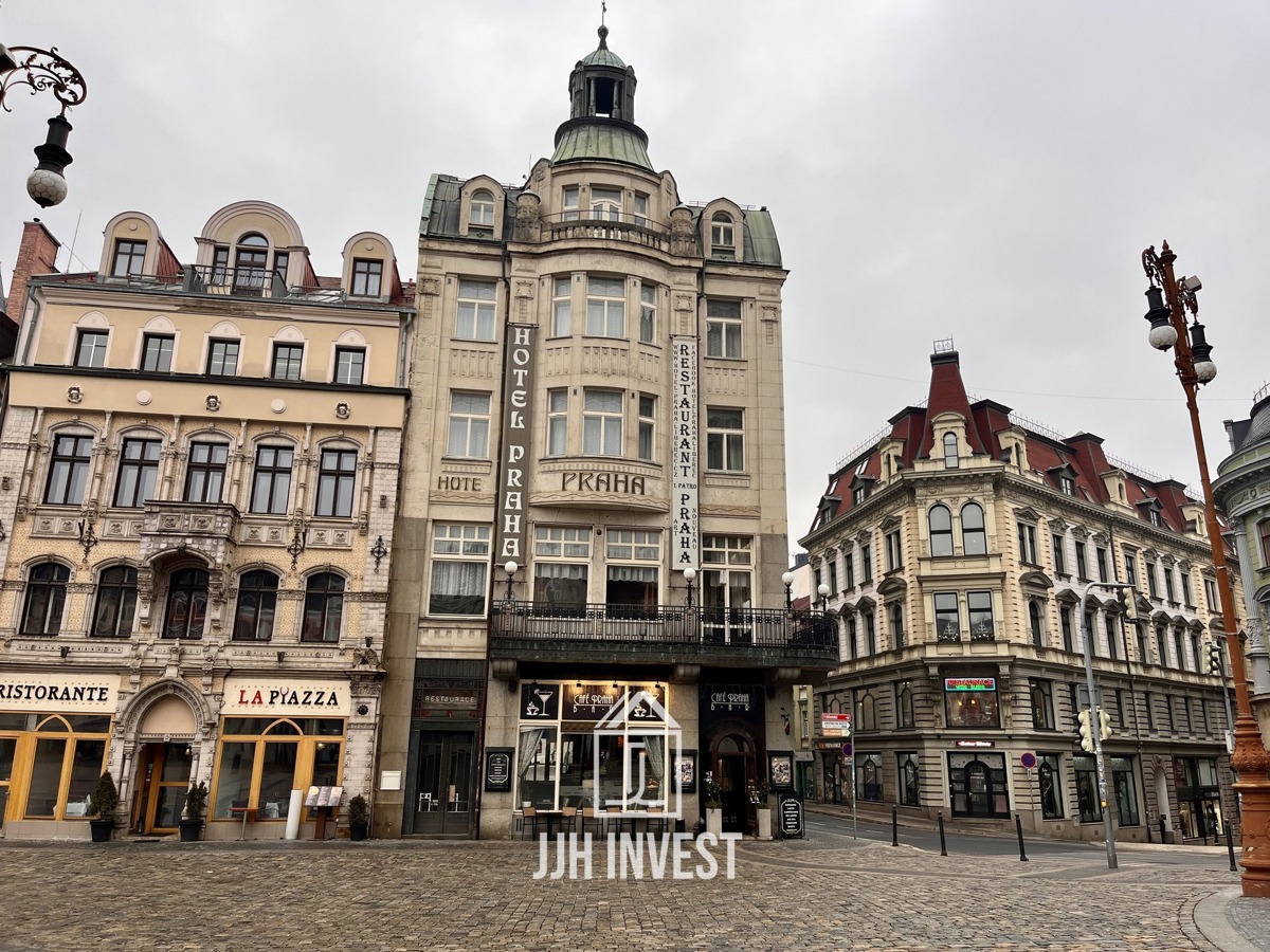 Photo 1 - Commercial property for rent · 225 m²
