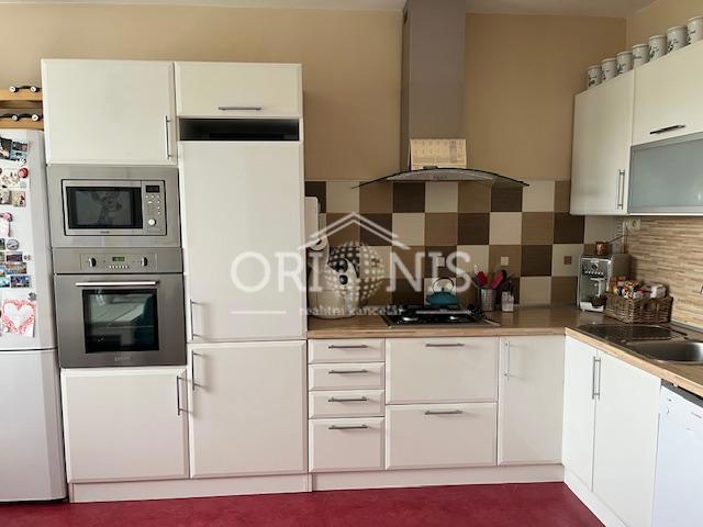 Photo 2 - Apartment for sale · 3+1