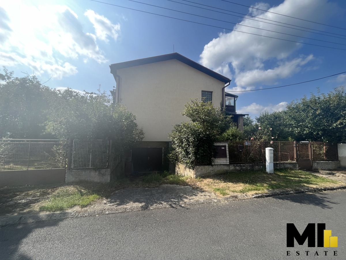 Fotografie 1 - Prodej domu · Rodinný · 286 m² · 5 pokojů