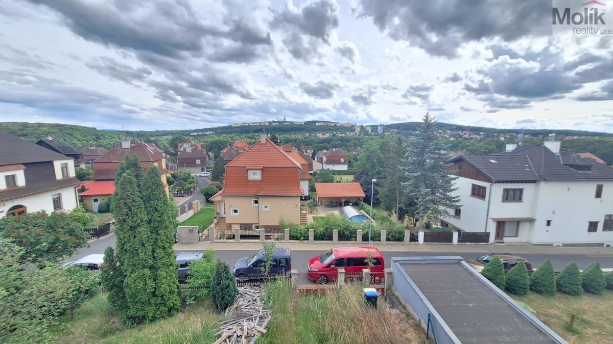 Фото 1 - Продаж будинку · Сімейний будинок · 150 m²