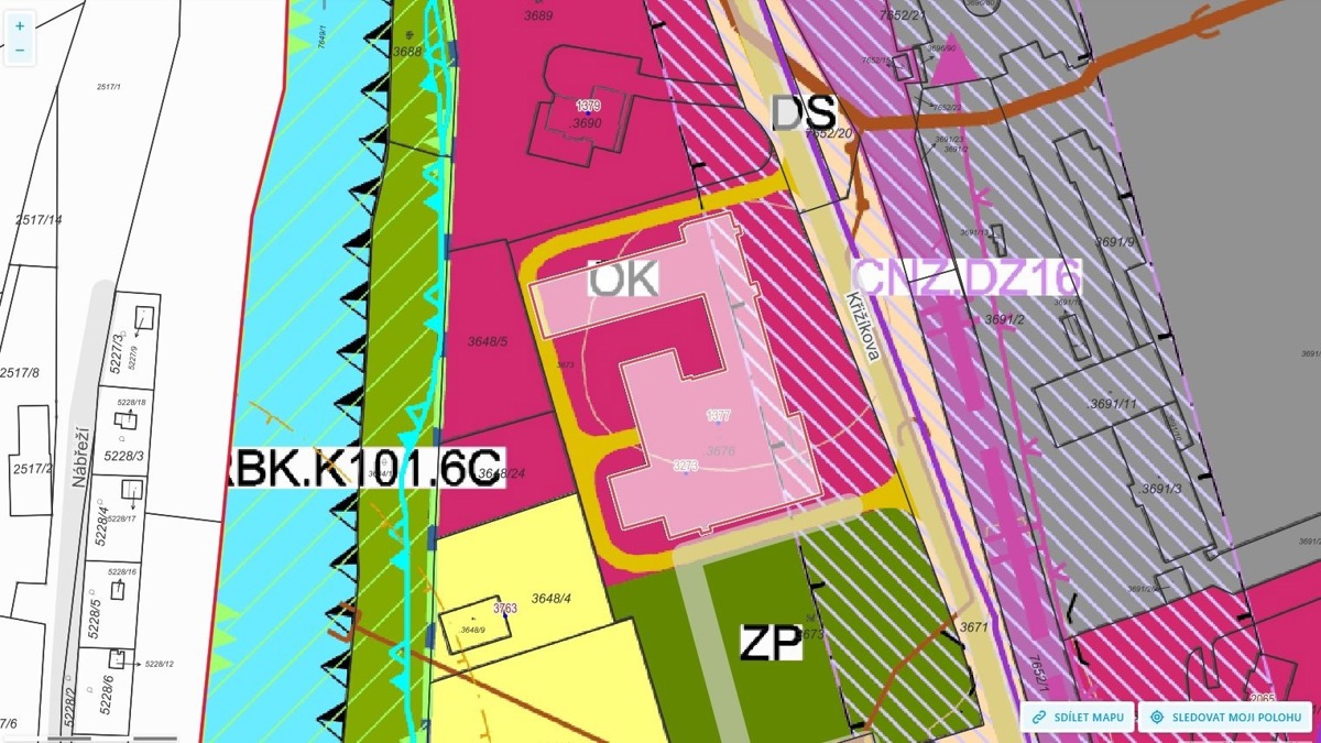 Photo 3 - Land for sale · Commercial