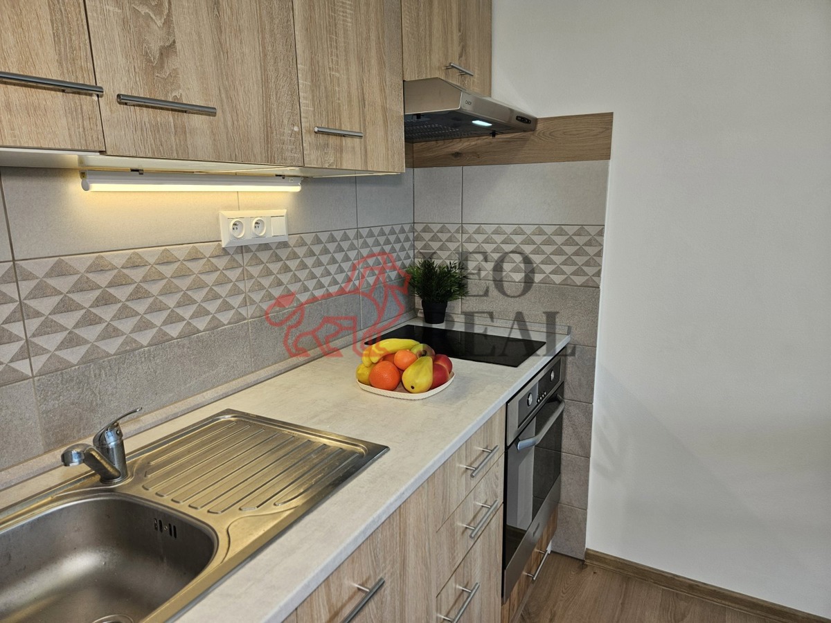 Fotografie 2 - Pronájem bytu · 1+kk · 32 m²