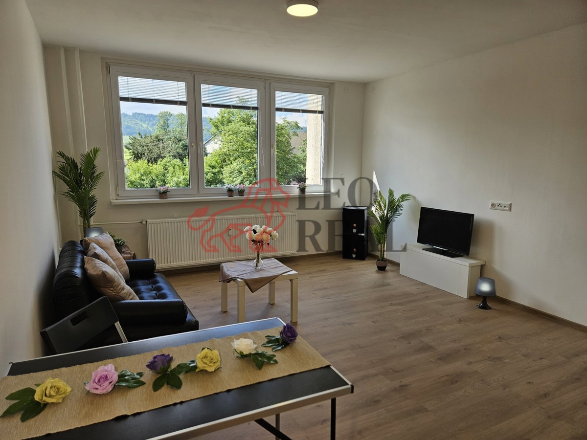Fotografie 1 - Pronájem bytu · 1+kk · 32 m²