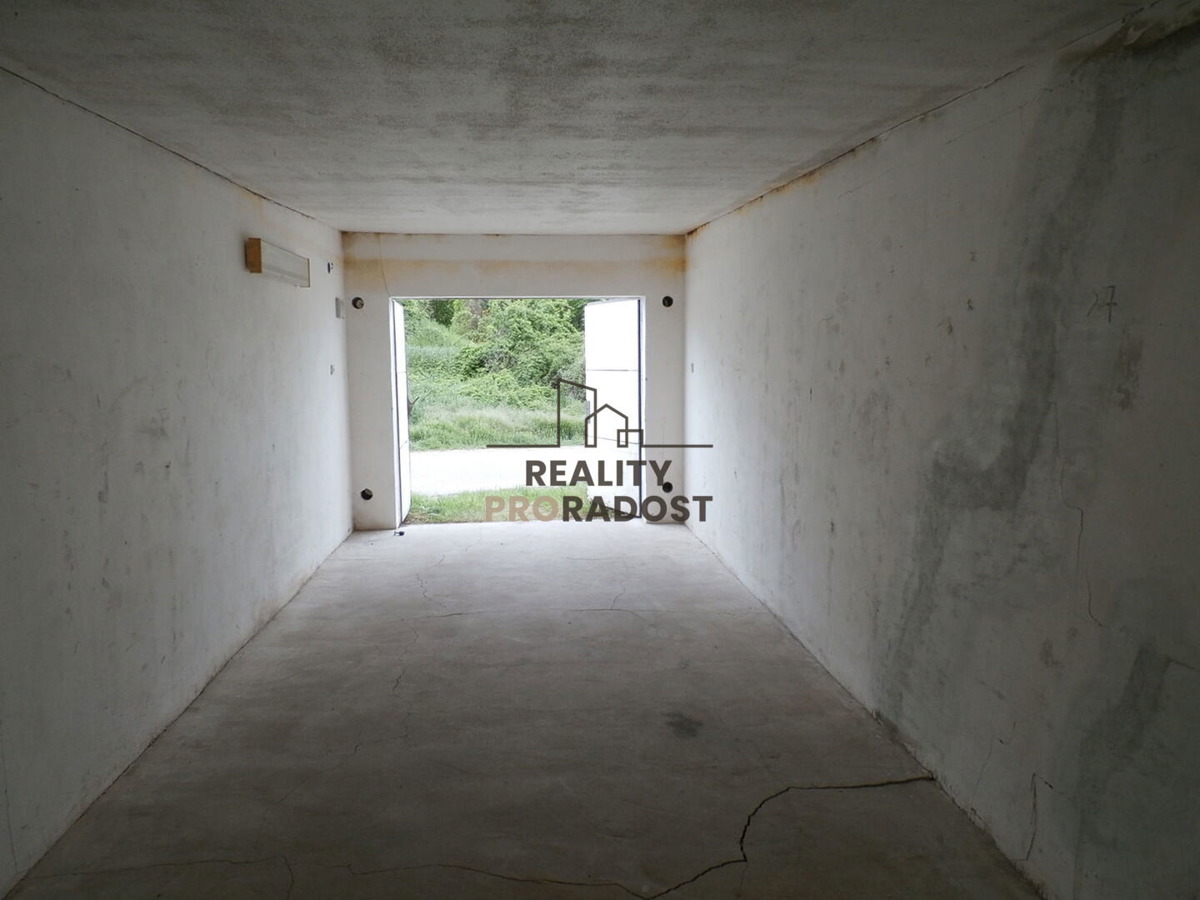 Hình ảnh 3 - Garage cho thuê · 31 m²