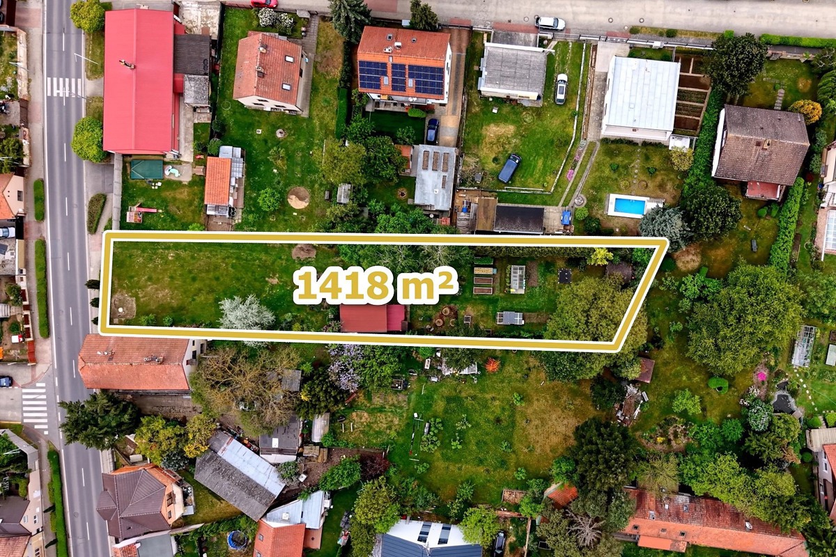 Photo 2 - Land for sale · Housings